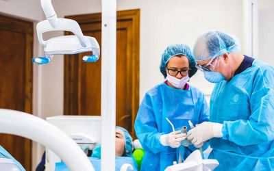 Implantes dentales después de una extracción: avances en la colocación inmediata